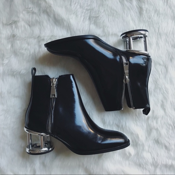 فهرس لكن لف jeffrey campbell boots 